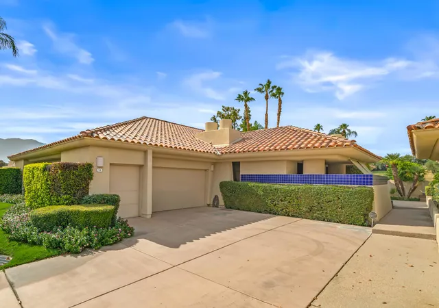 Photo 2 of Condo for sale at 51 Kavenish Dr, Rancho Mirage, CA 92270 | MLS# 219151958DA | Listing updated on 2026-10-08