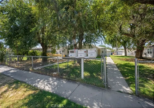 Photo 4 of House for sale at 45031 10Th St W, Lancaster, CA 93534 | MLS# SW26189460 | Listing updated on 2026-10-11