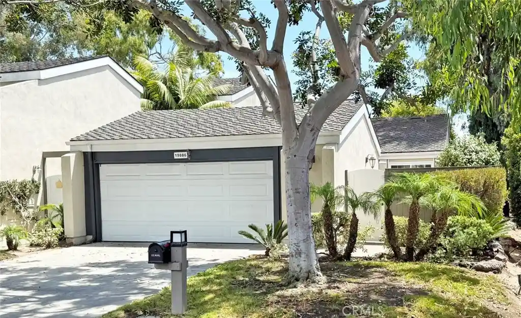 Single family home for sale at 19886 Waterview Ln, Huntington Beach, CA 92648 | MLS# OC26186383