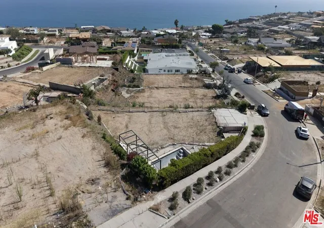 Photo 4 of Land for sale at 3718 Seahorn Dr, Malibu, CA 90265 | MLS# 26876271 | Listing updated on 2026-09-24