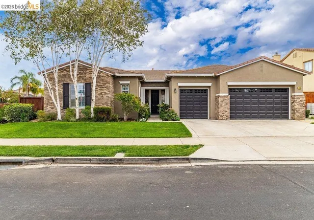 Photo 3 of Single family home for sale at 1700 Ashbourne Pl, Brentwood, CA 94513 | MLS# 41146645 | Listing updated on 2026-10-09