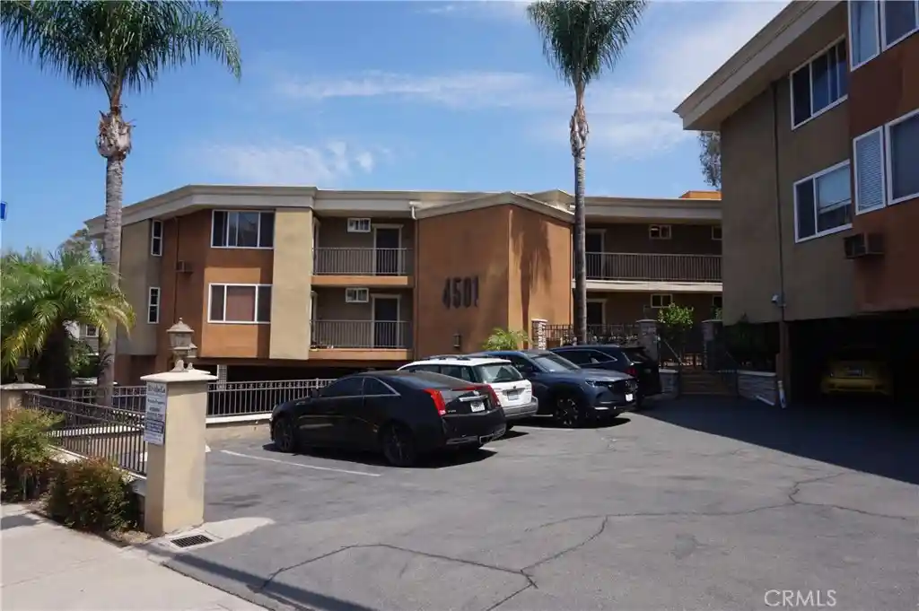 Listing Photo 1 - Condo for sale in 4501 Collwood located at 4501 Collwood, San Diego, CA 92115 - Unit 4501 Collwood