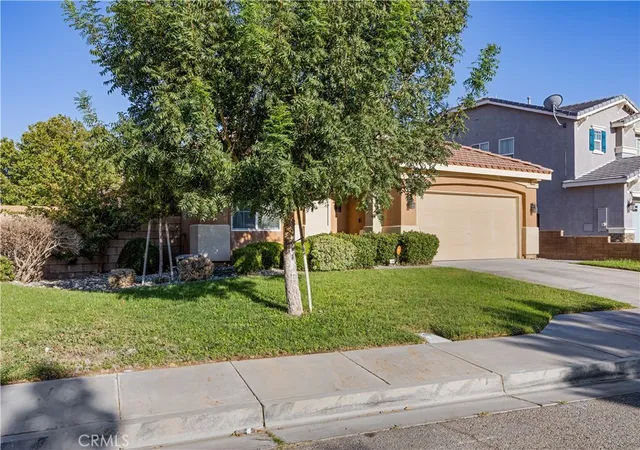 Photo 3 of Single family home for sale at 44340 Acacia, Lancaster, CA 93535 | MLS# SR26189786 | Listing updated on 2026-09-21