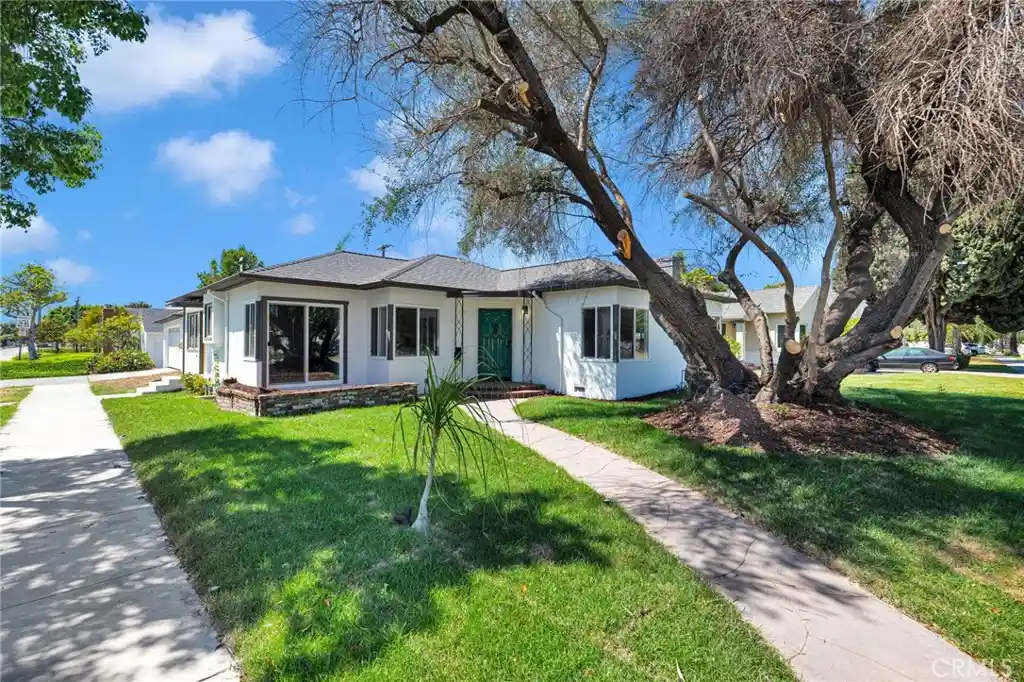 Single family home for sale at 701 N Harbor, Anaheim, CA 92805 | MLS# IV26189808