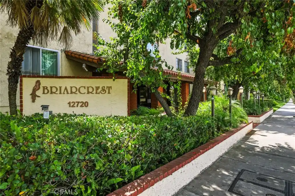 Listing Photo 28 - Condo for sale in 12720 Burbank Blvd located at 12720 Burbank Blvd, Los Angeles, CA 91607 - Unit #205