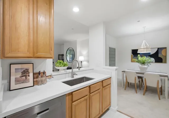 Photo 3 of Condo for sale at 613 Arcadia Ter #102, Sunnyvale, CA 94085 | MLS# ML82059178 | Listing updated on 2026-10-04