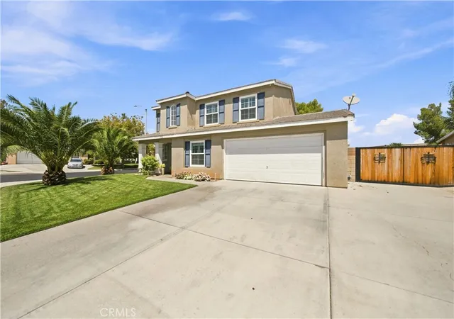 Photo 3 of Single family home for sale at 113 Agua Santa Dr, Palmdale, CA 93551 | MLS# DW26189857 | Listing updated on 2026-09-13