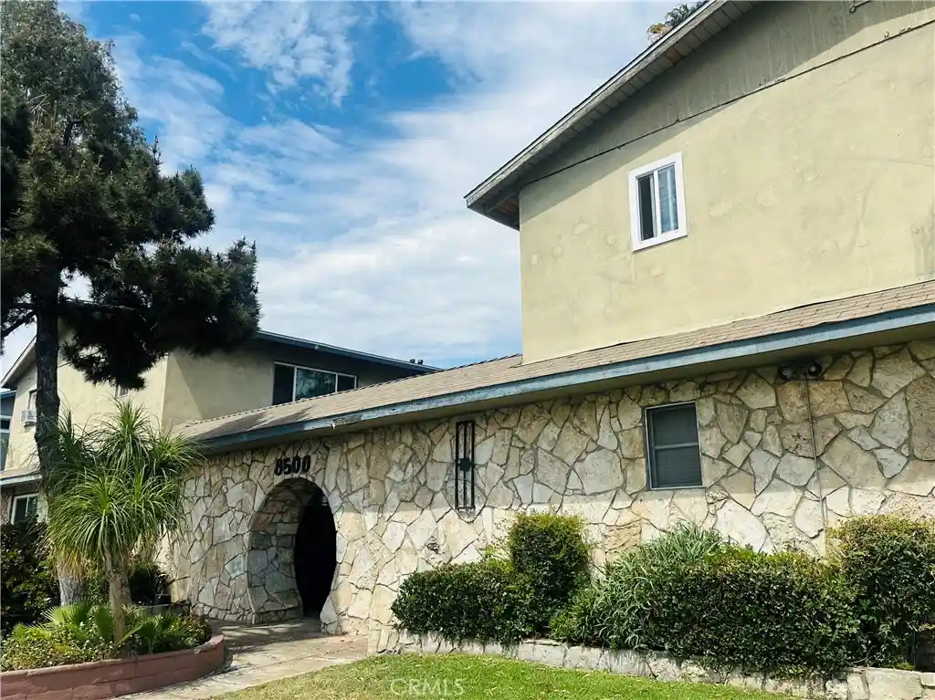 Condo for sale at 8500 Sunland, Los Angeles, CA 91352 | MLS# GD26158570