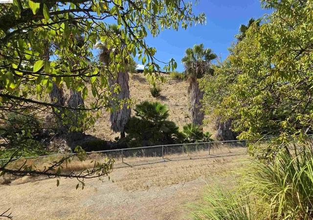 Photo 30 of Sale Pending at 3128 G St, Antioch, CA 94509 | MLS# 41146674 | Listing updated on 2026-10-09