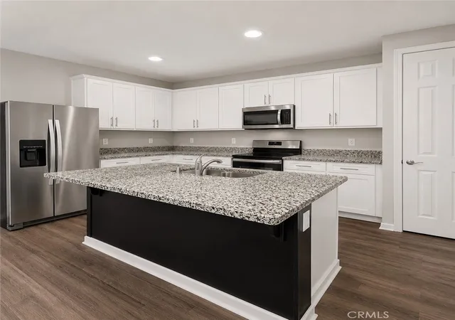 Photo 2 of Single family home for sale at 26264 Jasmiine Ave, Murrieta, CA 92563 | MLS# SW26183634 | Listing updated on 2026-09-29