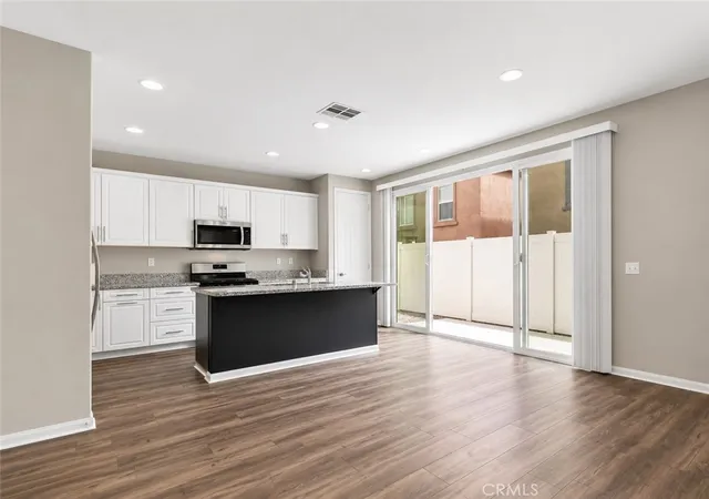 Photo 3 of Single family home for sale at 26264 Jasmiine Ave, Murrieta, CA 92563 | MLS# SW26183634 | Listing updated on 2026-09-29