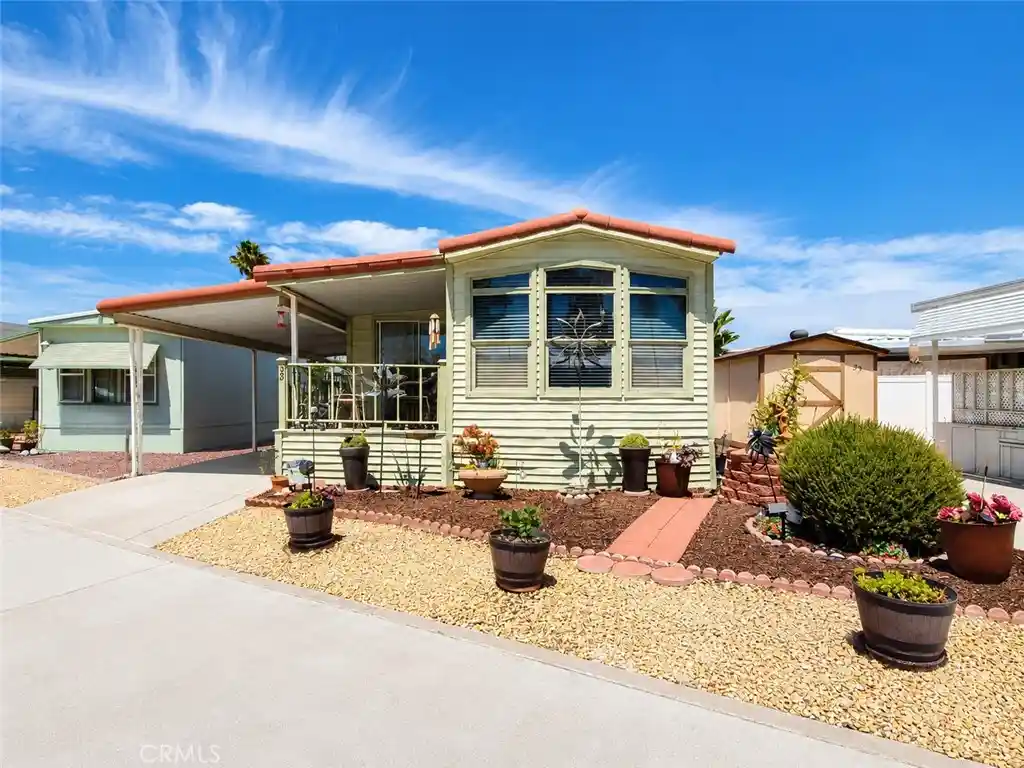 Photo 1 of Manufactured home for sale at 1295 S Cawston #38, Hemet, CA 92545 | MLS# SW26189942 | Listing updated on 2026-10-24