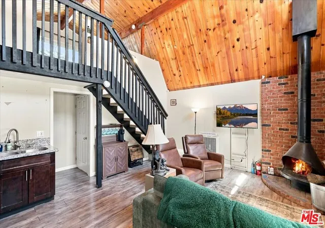 Photo 3 of Single family home for sale at 550 Pine Ln, Sugarloaf, CA 92386 | MLS# 26913949 | Listing updated on 2026-10-10