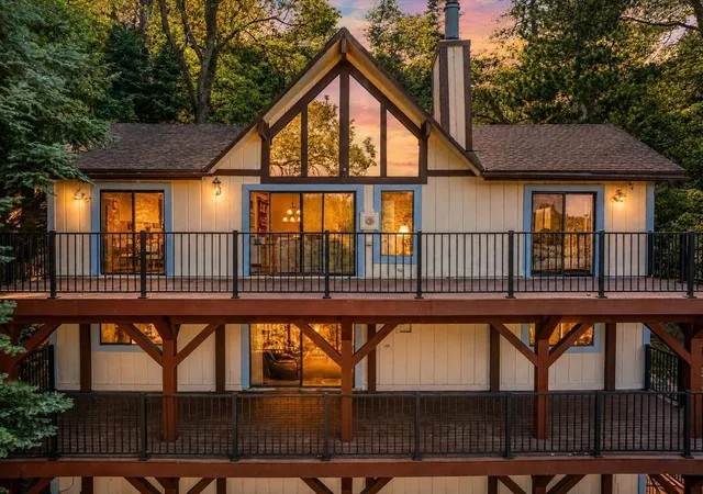 Photo 3 of Single family home for sale at 214 S Fairway Dr, Lake Arrowhead, CA 92352 | MLS# 219151991DA | Listing updated on 2026-09-02