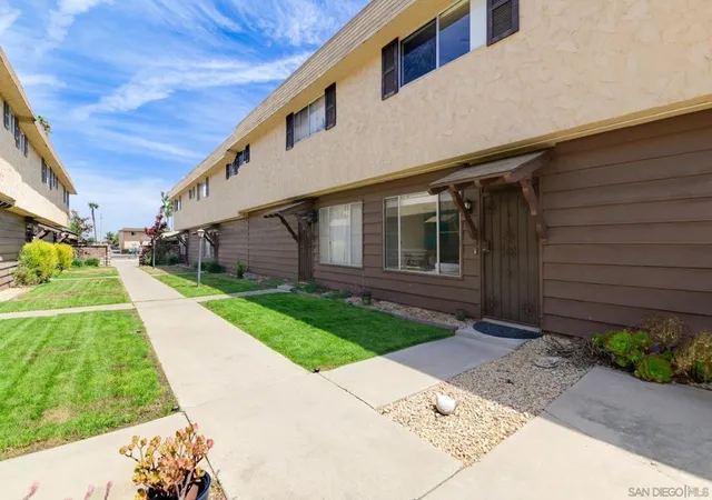 Photo 2 of Condo for sale at 268 H #D, Chula Vista, CA 91910 | MLS# 260021269SD | Listing updated on 2026-09-29