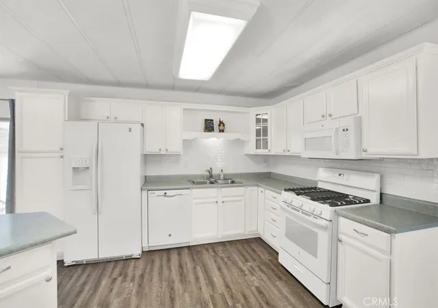 Photo 2 of Manufactured home for sale at 22780 Skylink, Canyon Lake, CA 92587 | MLS# SW26190236 | Listing updated on 2026-10-08