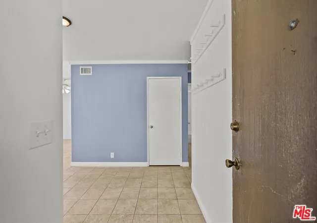 Photo 3 of Condo for sale at 1532 Tern Ct, Ventura, CA 93003 | MLS# 26916075 | Listing updated on 2026-10-09