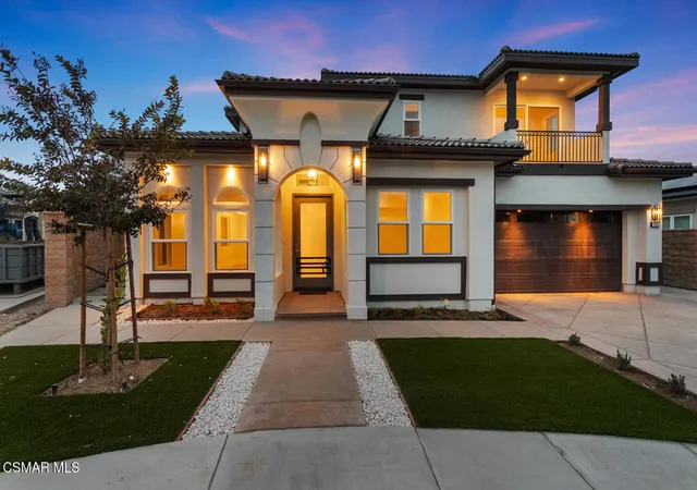Single family home for sale at 315 Toyon Ct, Thousand Oaks, CA 91362 | MLS# 226004140