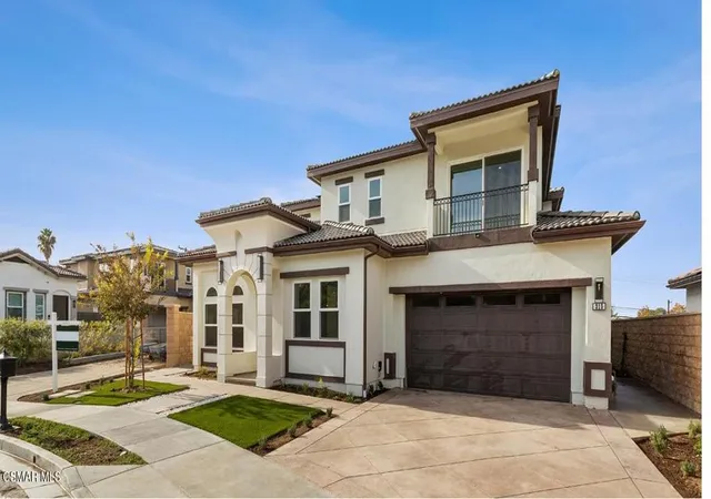 Photo 3 of Single family home for sale at 315 Toyon Ct, Thousand Oaks, CA 91362 | MLS# 226004140 | Listing updated on 2026-10-07