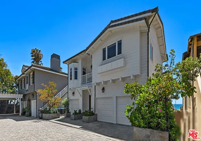 Photo 3 of Single family home for sale at 30718 Pacific Coast Hwy, Malibu, CA 90265 | MLS# 26917823 | Listing updated on 2026-09-22