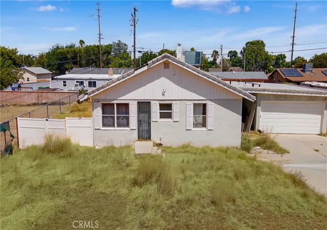 Photo 1 of Single family home for sale at 1047 E Lingard St, Lancaster, CA 93535 | MLS# SR26190416 | Listing updated on 2026-09-01
