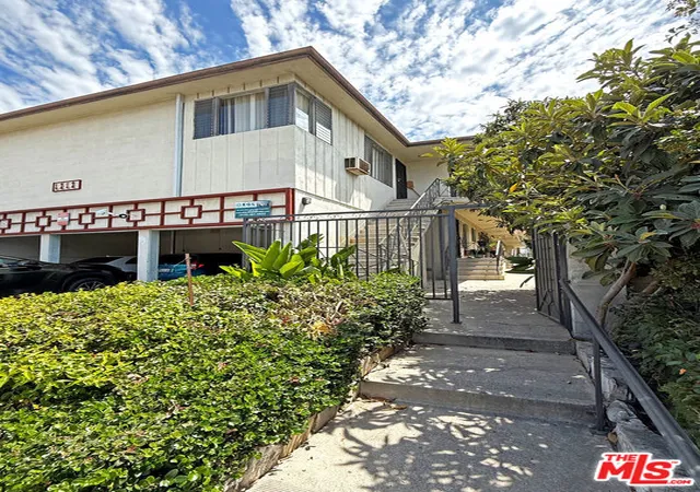 Photo 8 of Multi family home for sale at 1212 N New Hampshire Ave, Los Angeles, CA 90029 | MLS# 26920767 | Listing updated on 2026-09-29