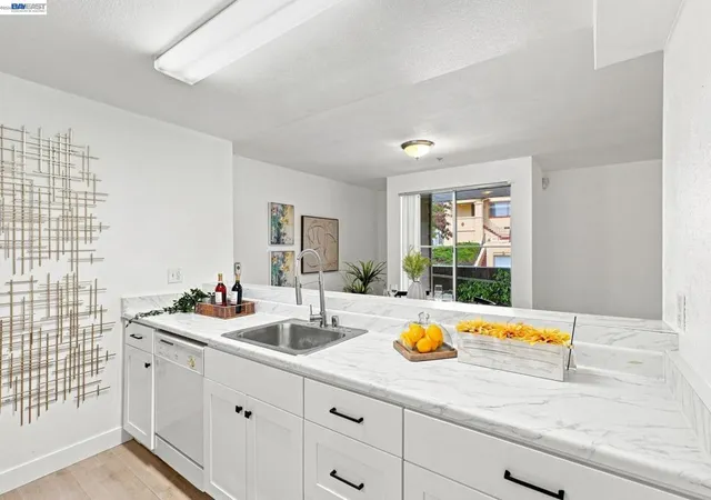 Photo 2 of Condo for sale at 2901 Macarthur Blvd #103, Oakland, CA 94602 | MLS# 41146726 | Listing updated on 2026-10-11