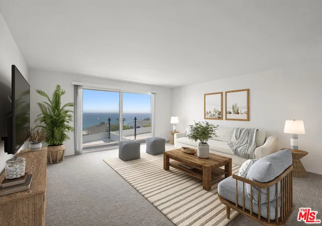 Listing Photo 3 - Condo for sale in building located at 18203 Coastline Dr, Malibu, CA 90265 - Unit #2