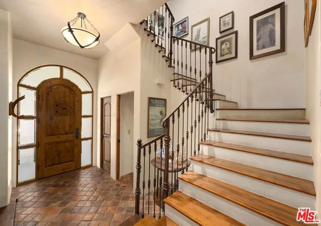 Photo 2 of Multi family home for sale at 828 16th Street, Santa Monica, CA 90403 | MLS# 26873441 | Listing updated on 2026-10-08