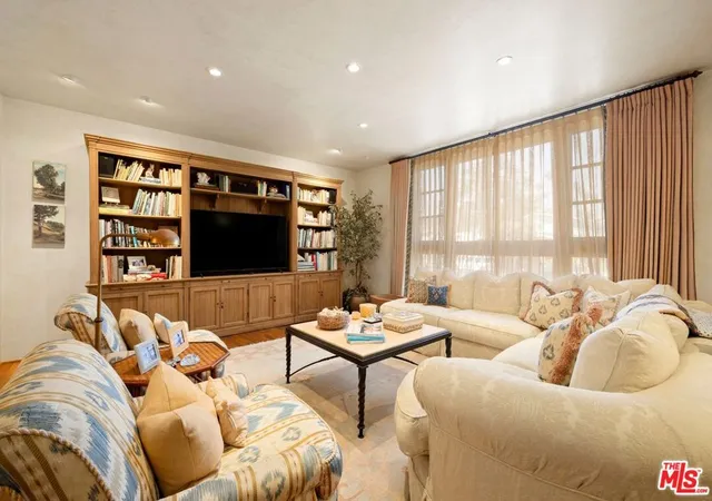 Photo 3 of Multi family home for sale at 828 16th Street, Santa Monica, CA 90403 | MLS# 26873441 | Listing updated on 2026-10-08