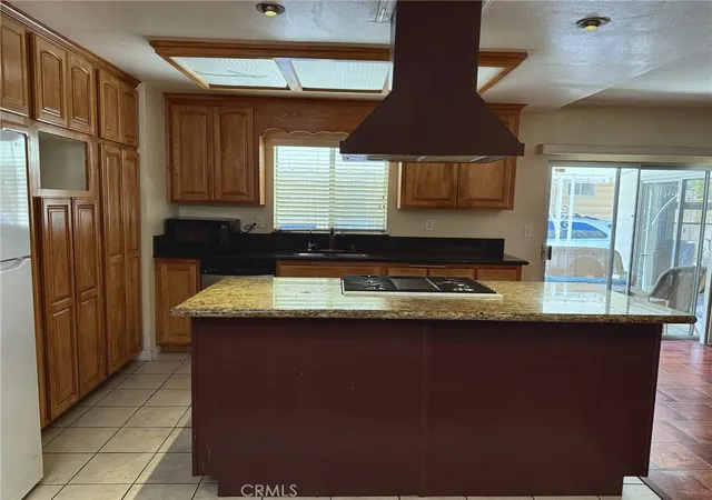 Photo 3 of Manufactured home for sale at 2851 Rolling Hills #187, Fullerton, CA 92835 | MLS# SW26190108 | Listing updated on 2026-10-05