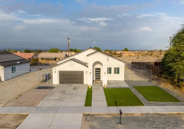 Photo 3 of Single family home for sale at 2860 Vista Ave, Thermal, CA 92274 | MLS# 219152029DA | Listing updated on 2026-10-01