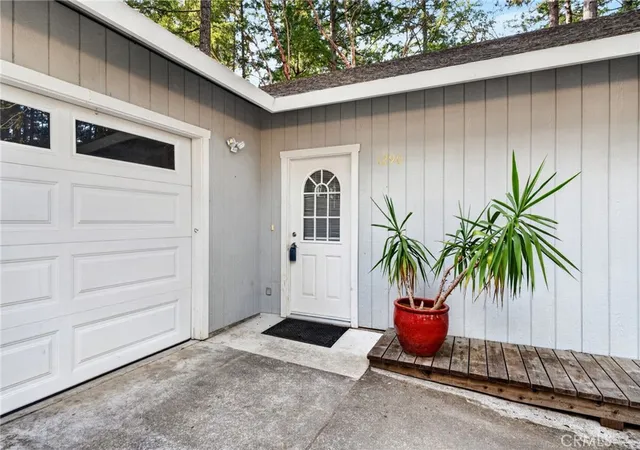 Photo 2 of Single family home for sale at 1290 Tuck, Willits, CA 95490 | MLS# LC26187502 | Listing updated on 2026-10-10