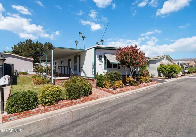 Photo 2 of Manufactured home for sale at 195 Tierra Rejada Rd #197, Simi Valley, CA 93065 | MLS# 226004145 | Listing updated on 2026-10-02