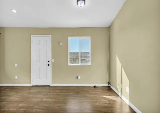 Photo 3 of Single family home for sale at 1289 Avalon Ave, Thermal, CA 92274 | MLS# 219152035DA | Listing updated on 2026-09-28