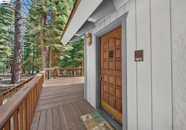 Photo 3 of Single family home for sale at 12057 Bennett Flt Rd, Truckee, CA 96161 | MLS# 41146739 | Listing updated on 2026-09-13
