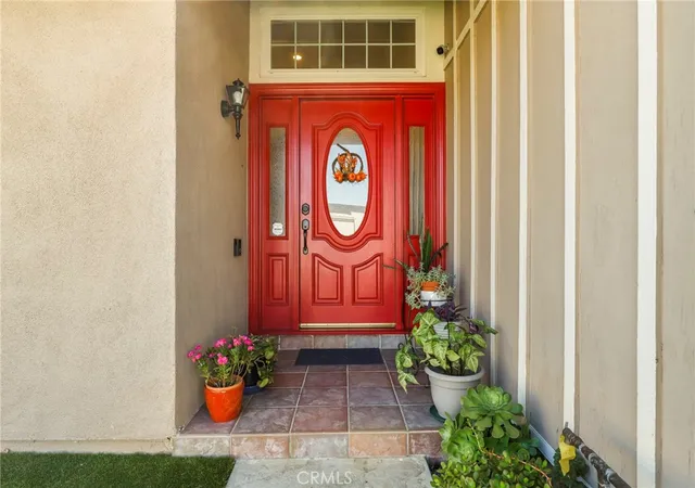 Photo 3 of Single family home for sale at 20604 Lemmer St, Chatsworth, CA 91311 | MLS# BB26190615 | Listing updated on 2026-09-14