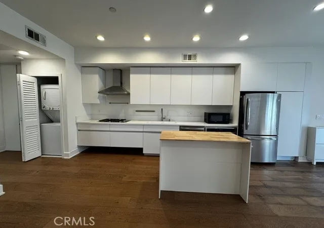 Photo 4 of Condo for sale at 288 S Oakland #103, Pasadena, CA 91101 | MLS# SR26190811 | Listing updated on 2026-09-14