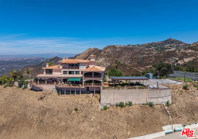 Photo 2 of Mansion for sale at 140 Valle Lindo St, Malibu, CA 90265 | MLS# 26921091 | Listing updated on 2026-09-13