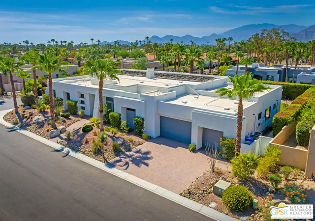 Photo 3 of Sale Pending at 28 Summer Sky Cir, Rancho Mirage, CA 92270 | MLS# 26872313PS | Listing updated on 2026-09-25