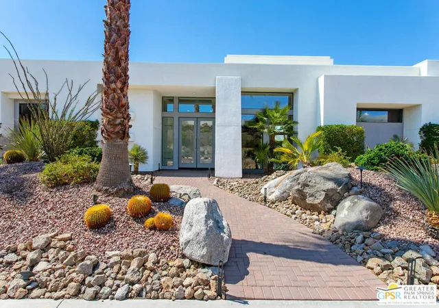 Photo 3 of Sale Pending at 28 Summer Sky Cir, Rancho Mirage, CA 92270 | MLS# 26872313PS | Listing updated on 2026-09-25