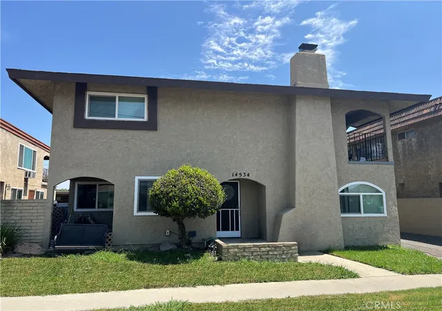 Multi family home for sale at 14534 Bellflower Blvd, Bellflower, CA 90706 | MLS# PW26190870
