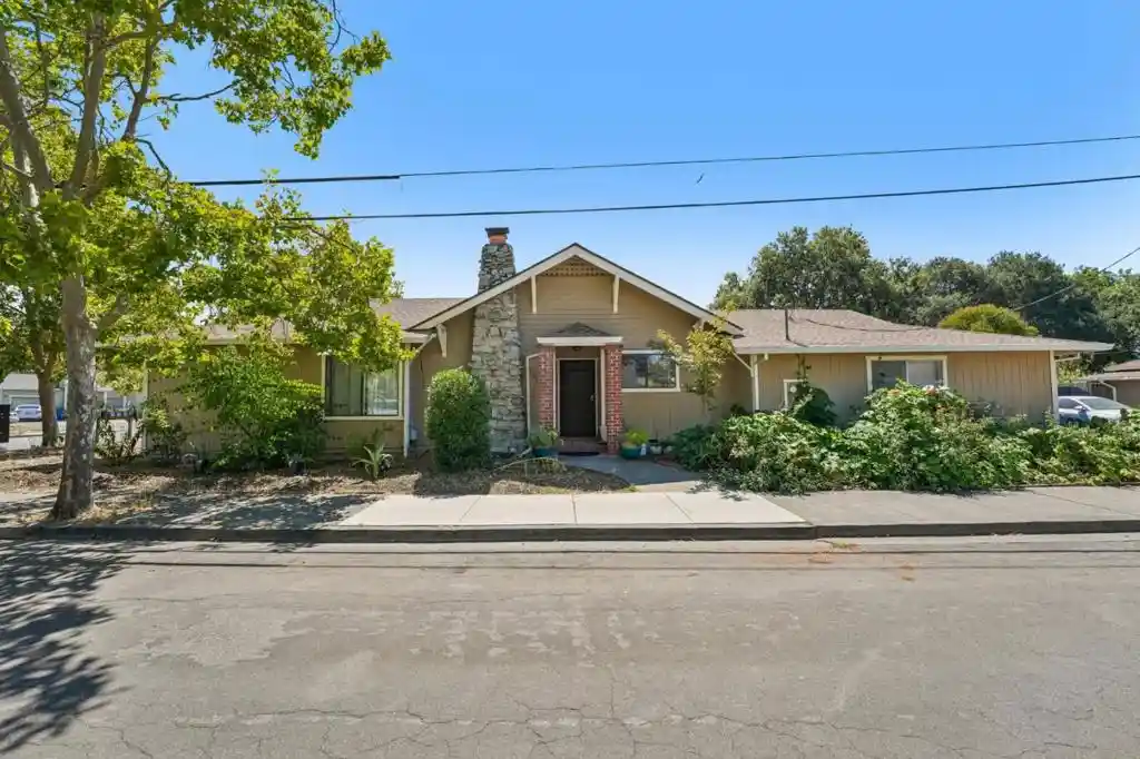 Photo 1 of Multi family home for sale at 1001 Temple Ave, Santa Rosa, CA 95404 | MLS# ML82059632 | Listing updated on 2026-10-25