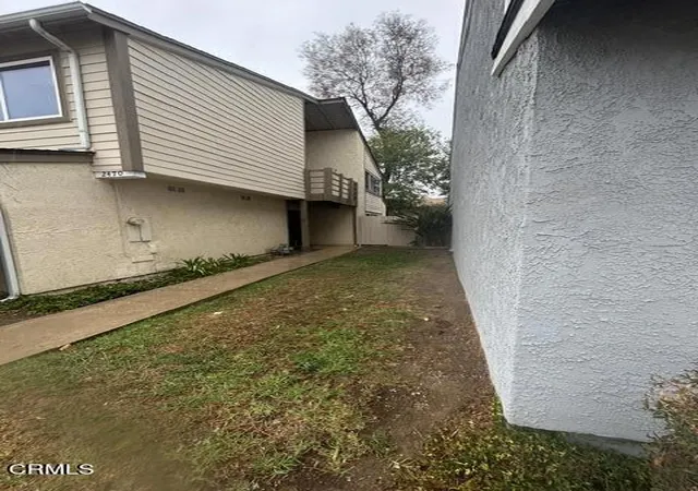 Photo 2 of Single family home for sale at 2470 Stow St, Simi Valley, CA 93063 | MLS# V1-38493 | Listing updated on 2026-10-05