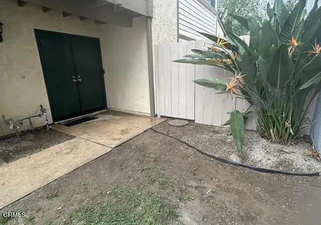 Photo 3 of Single family home for sale at 2470 Stow St, Simi Valley, CA 93063 | MLS# V1-38493 | Listing updated on 2026-10-05