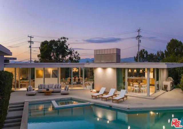 Photo 1 of Mansion for sale at 14700 Mulholland Dr, Los Angeles, CA 90077 | MLS# 26917995 | Listing updated on 2026-09-22