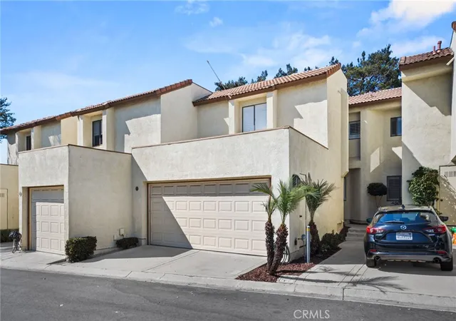 Photo 3 of Condo for sale at 713 Mansfield Dr, Claremont, CA 91711 | MLS# CV26190988 | Listing updated on 2026-09-27