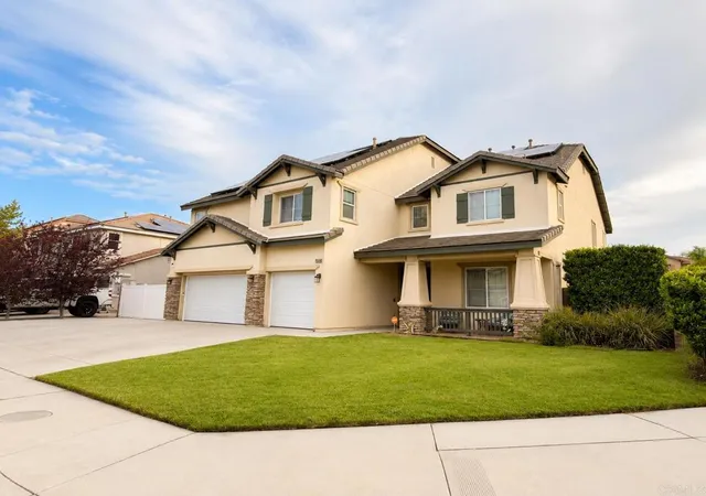 Photo 2 of Sale Pending at 31380 Kailua Dr, Winchester, CA 92596 | MLS# NDP2608201 | Listing updated on 2026-09-02