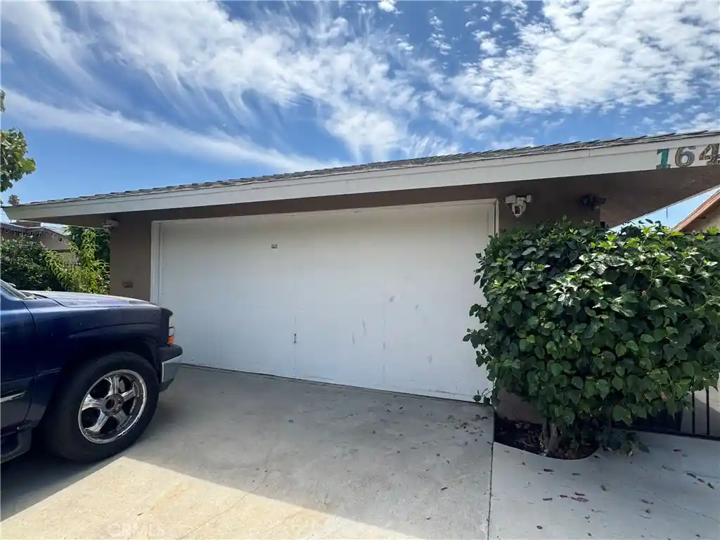 Single family home for sale at 16435 Upland Ave, Fontana, CA 92335 | MLS# IG26191030