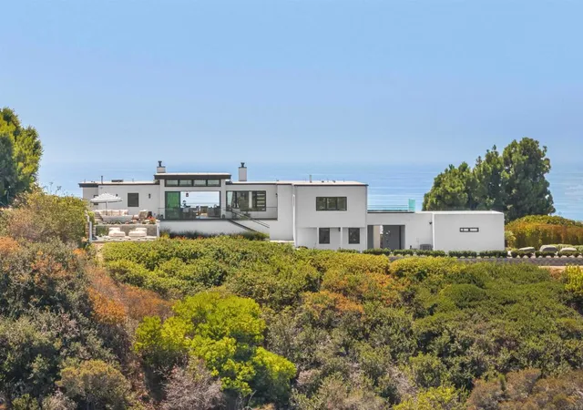 Photo 1 of Single family home for sale at 1110 Solana Dr, Del Mar, CA 92014 | MLS# NDP2608205 | Listing updated on 2026-09-13